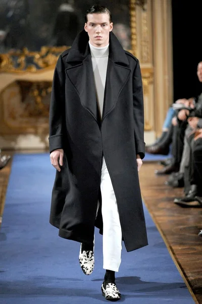 Look 33